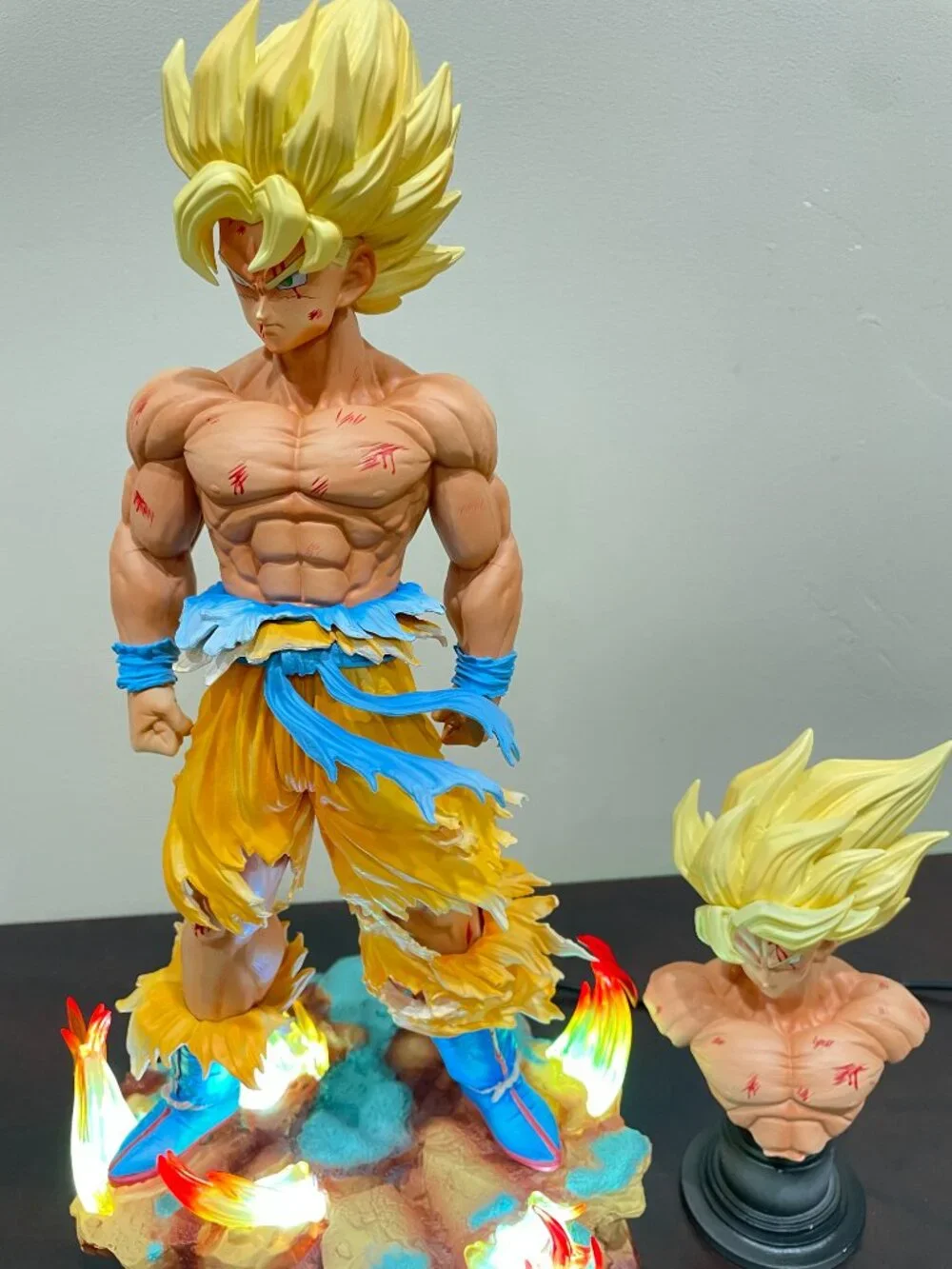 Dragon Ball Son Goku Figure Statue Base Super Saiyan Yellow Hair Anime LED Light